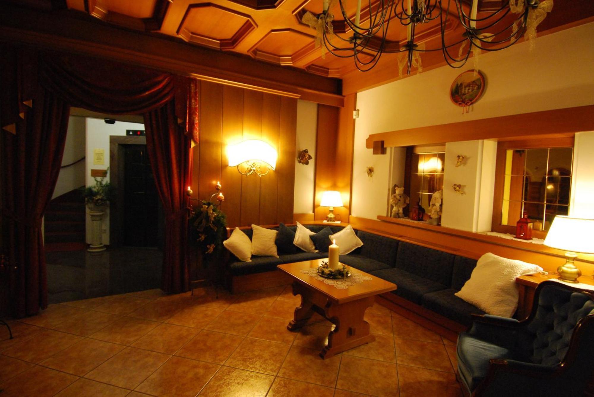 Hotel Belvedere Srl Fai della Paganella Exterior foto