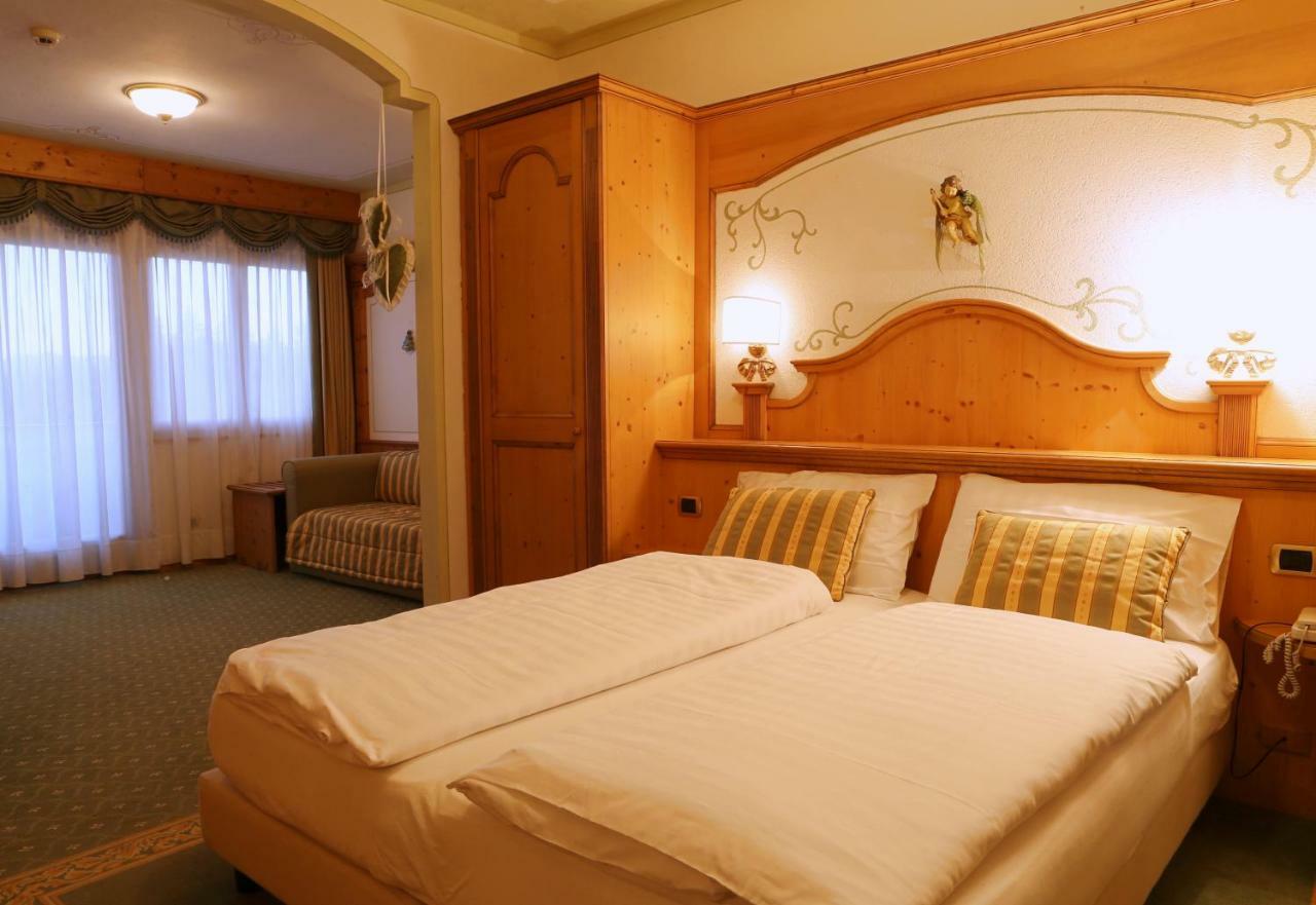Hotel Belvedere Srl Fai della Paganella Exterior foto
